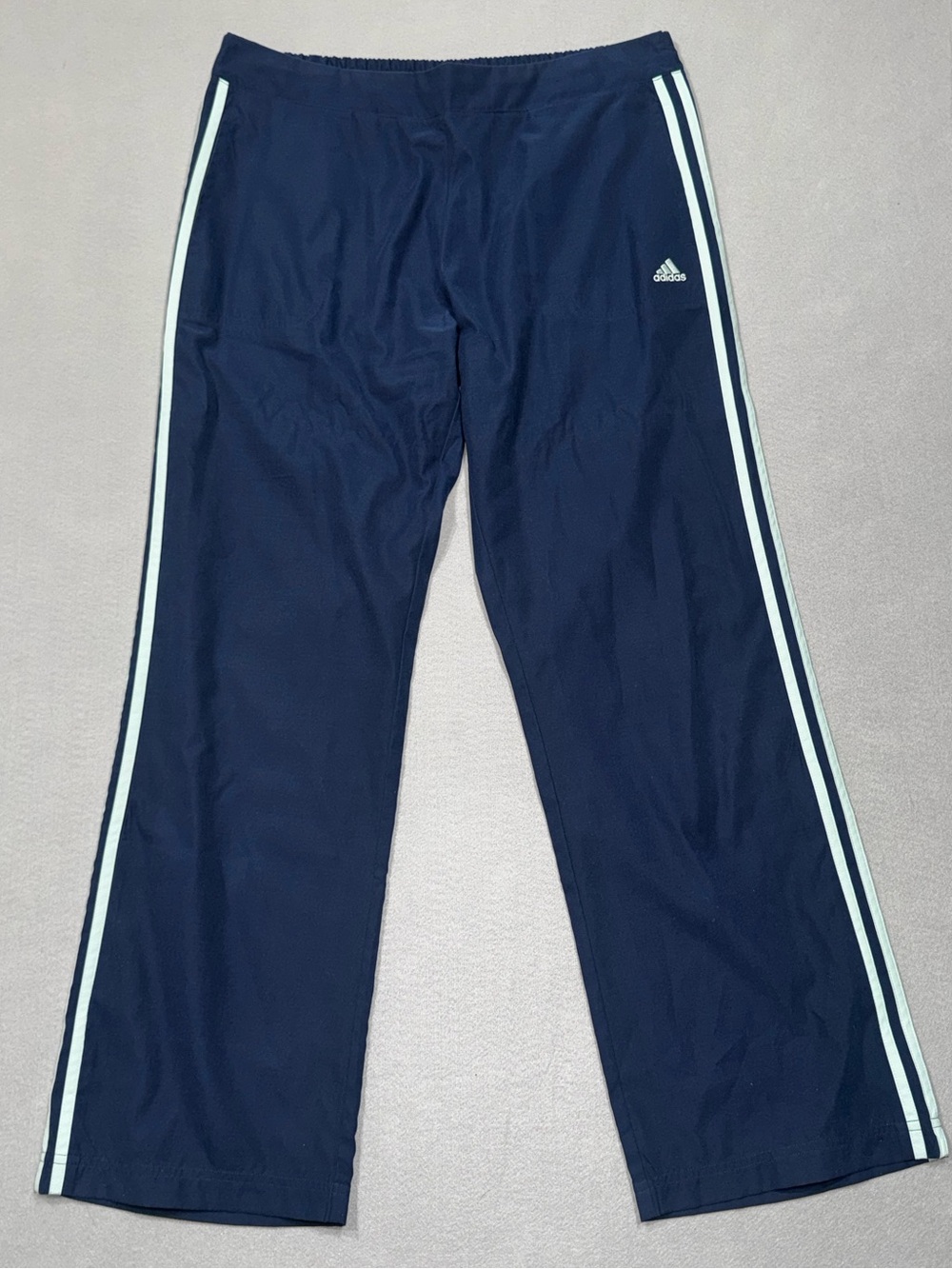Men’s vintage adidas track pants parachute pants